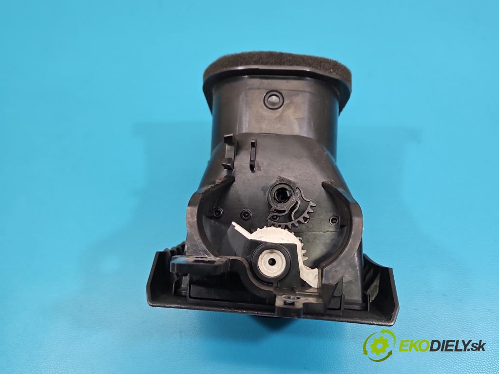 Land rover Range Rover sport I L320 3.6 TD V8 272 hp automatic 200 kW 3628 cm3 5- Mřížka: topení medián: 05528-000 (Mřížka topení)