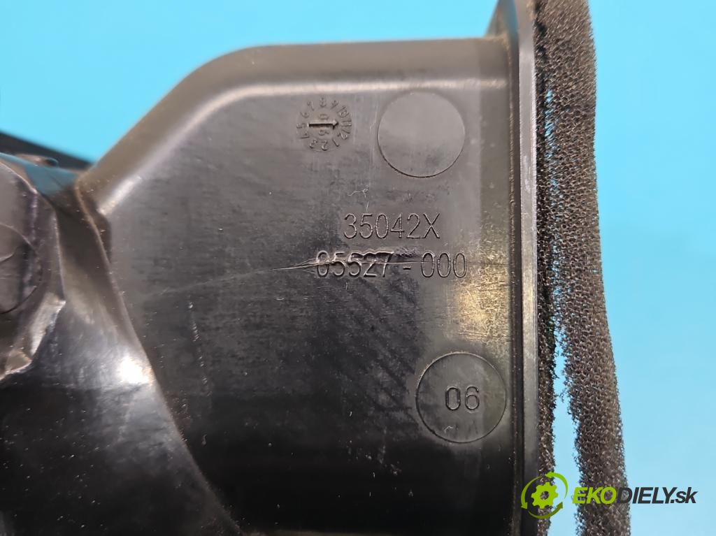 Land rover Range Rover sport I L320 3.6 TD V8 272 hp automatic 200 kW 3628 cm3 5- Mřížka: topení medián: 05527-000 (Mřížka topení)