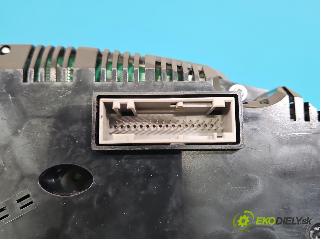 Audi A4 B8 2007-2015 2.0 tdi 143 hp manual 105 kW 1968 cm3 5- Přístrojová deska 8K0920900Q (Přístrojová deska)