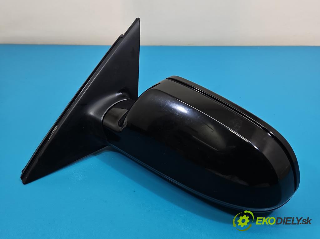 Audi A4 B8 2007-2015 2.0 tdi 143 HP manual 105 kW 1968 cm3 5- zrkadlo ľavé  (Kľučka dverí ostatné)