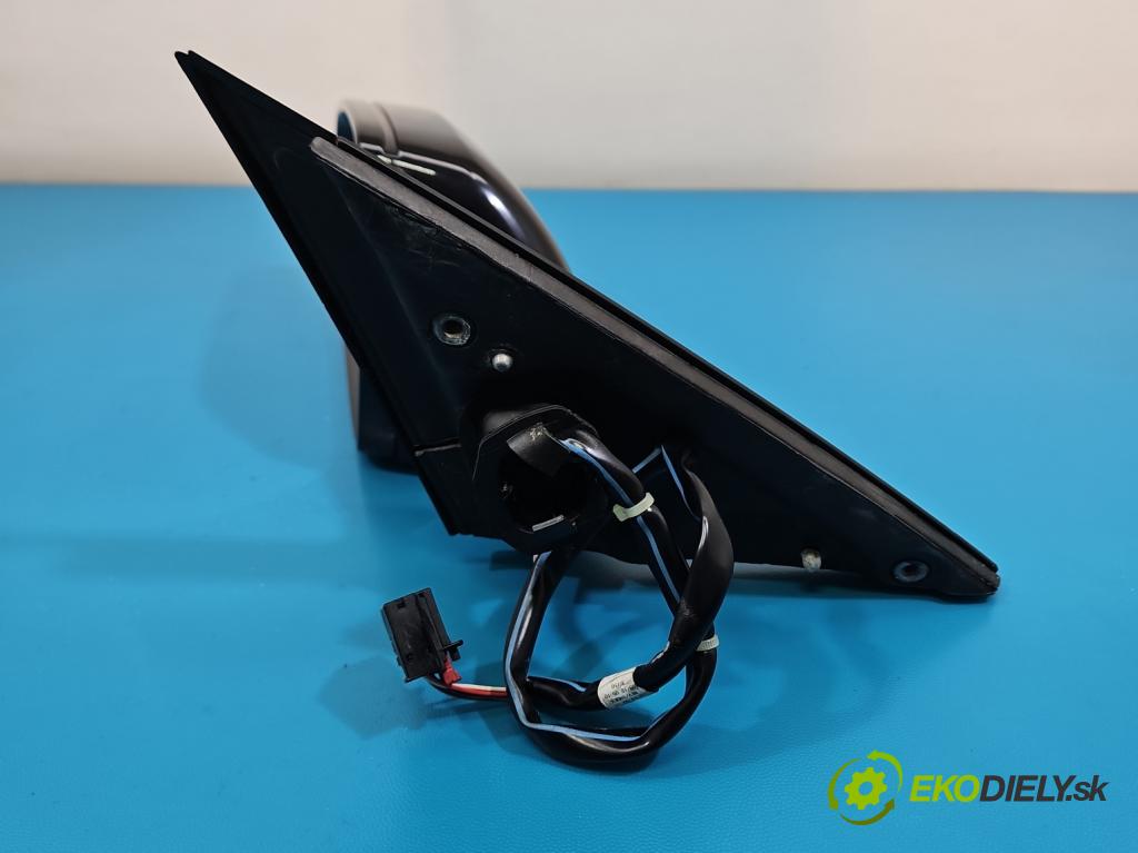 Audi A4 B8 2007-2015 2.0 tdi 143 HP manual 105 kW 1968 cm3 5- zrkadlo ľavé  (Kľučka dverí ostatné)