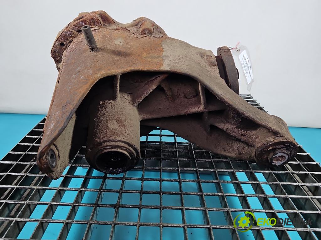 Land rover Range Rover sport I L320 3.6 TD V8 272 HP automatic 200 kW 3628 cm3 5- Most: zadní: R319NC