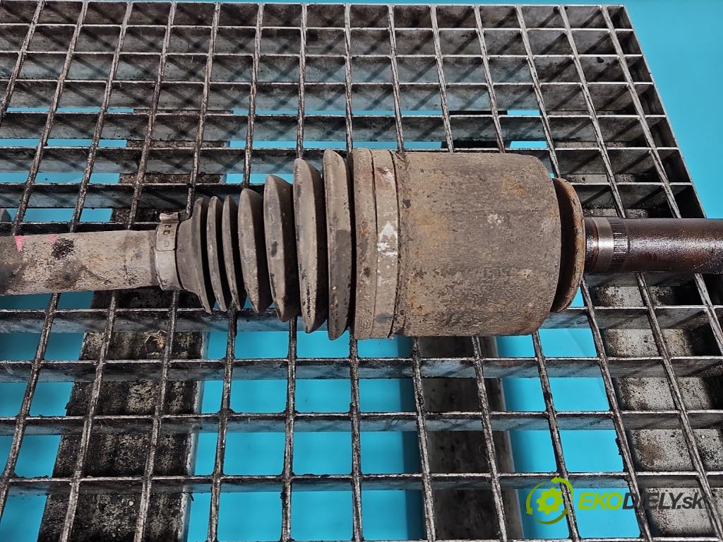 Land rover Range Rover sport I L320 3.6 TD V8 368DT 272 hp automatic 200 kW 3628 cm3 5- poloos zadní pravé