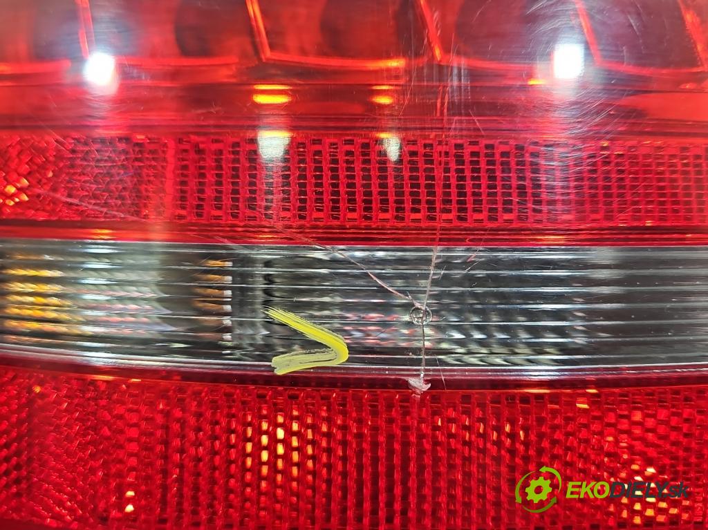 Audi A4 B8 2007-2015 2.0 tdi 143 HP manual 105 kW 1968 cm3 5- svetlo / reflektor zadné ľavé 8K9945095B (Kľučka dverí ostatné)