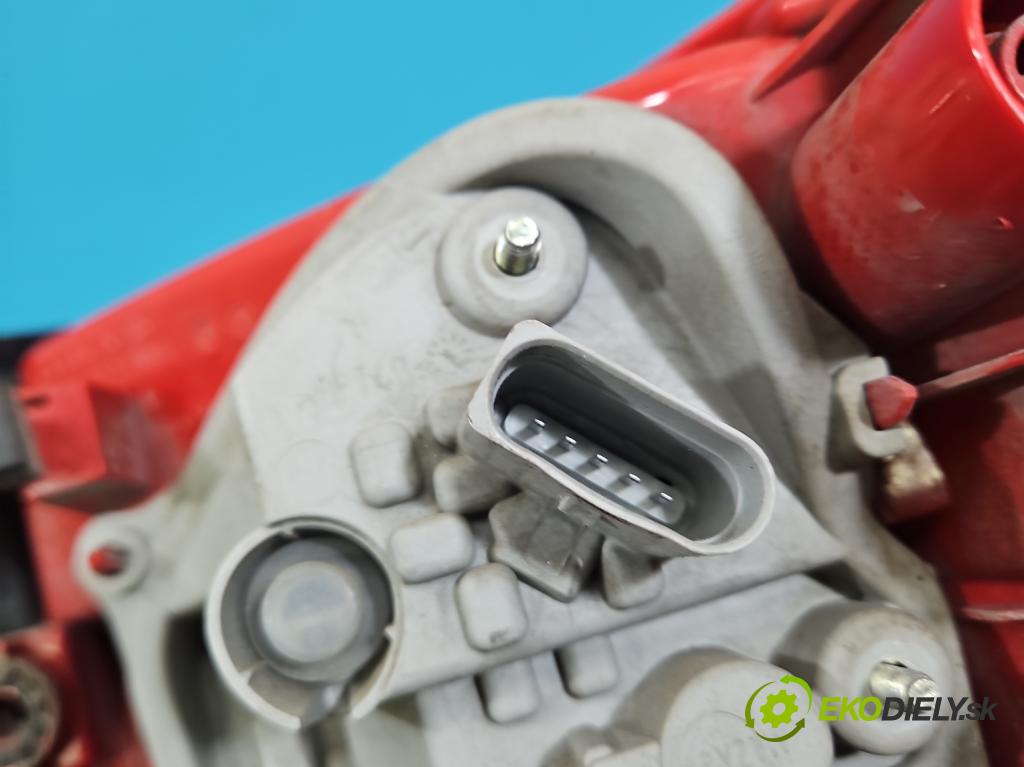 Audi A4 B8 2007-2015 2.0 tdi 143 HP manual 105 kW 1968 cm3 5- svetlo / reflektor zadné ľavé 8K9945095B (Kľučka dverí ostatné)