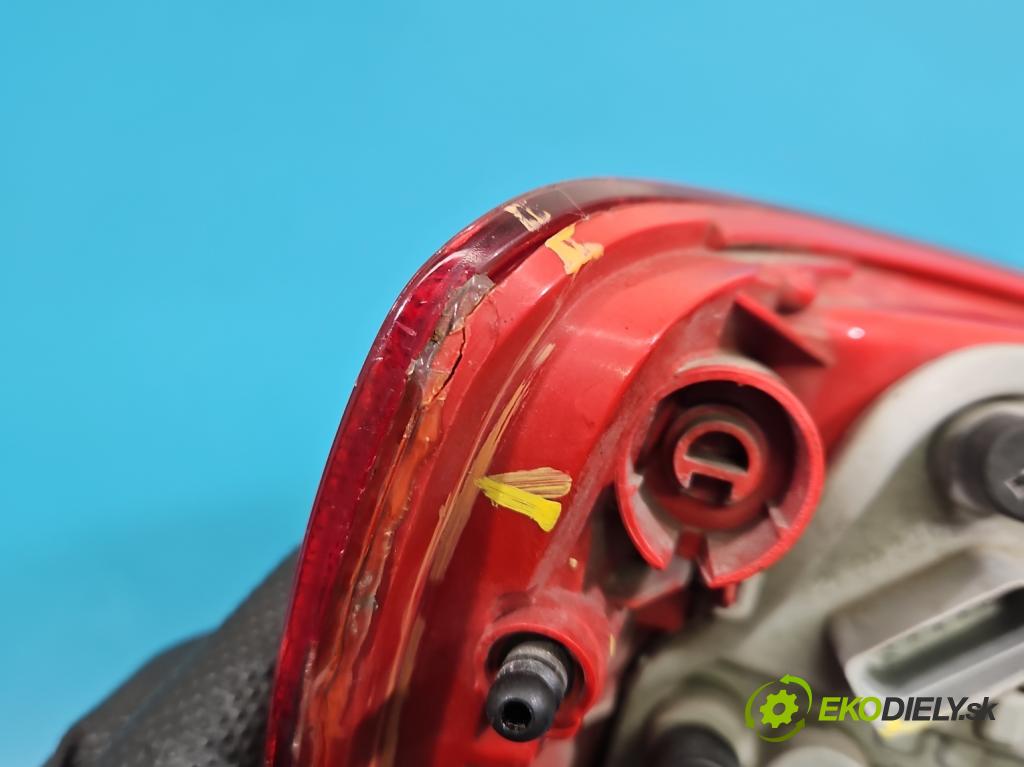 Audi A4 B8 2007-2015 2.0 tdi 143 HP manual 105 kW 1968 cm3 5- svetlo / reflektor zadné pravé 8K9945096B (Kľučka dverí ostatné)