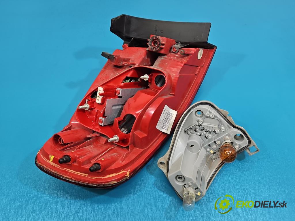 Audi A4 B8 2007-2015 2.0 tdi 143 HP manual 105 kW 1968 cm3 5- svetlo / reflektor zadné pravé 8K9945096B (Kľučka dverí ostatné)