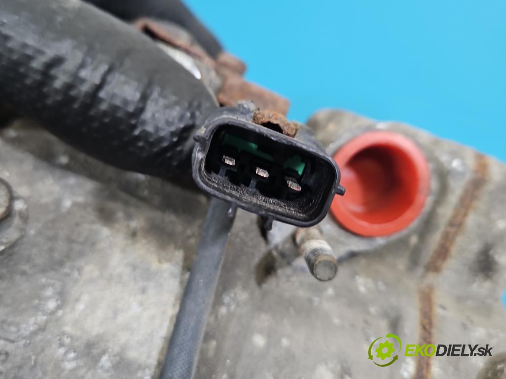 Kia Sportage III 2010-2015 2.0 crdi 136hp automatic 100 kW 1995 cm3 5- Kompresor: klíma F500-NE9DB02 (Kompresor klimatizace)