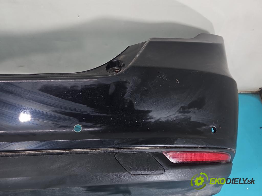 Fiat Tipo II 2015- 1.4 16V 95 hp manual 70 kW 1368 cm3 4- nárazník zadní  (Klika dveří ostatní)