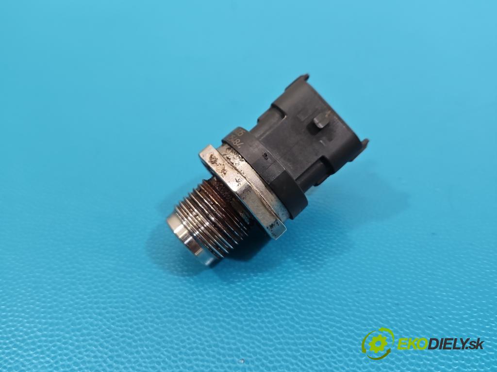 Kia Sportage III 2010-2015 2.0 crdi 136 HP automatic 100 kW 1995 cm3 5- snímač tlak: palivo 0281006035 (Snímač)