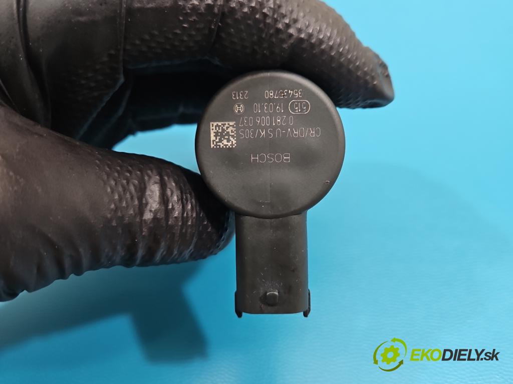 Kia Sportage III 2010-2015 2.0 crdi 136hp automatic 100 kW 1995 cm3 5- snímač tlaku paliva 0 281 006 037 (Snímač)