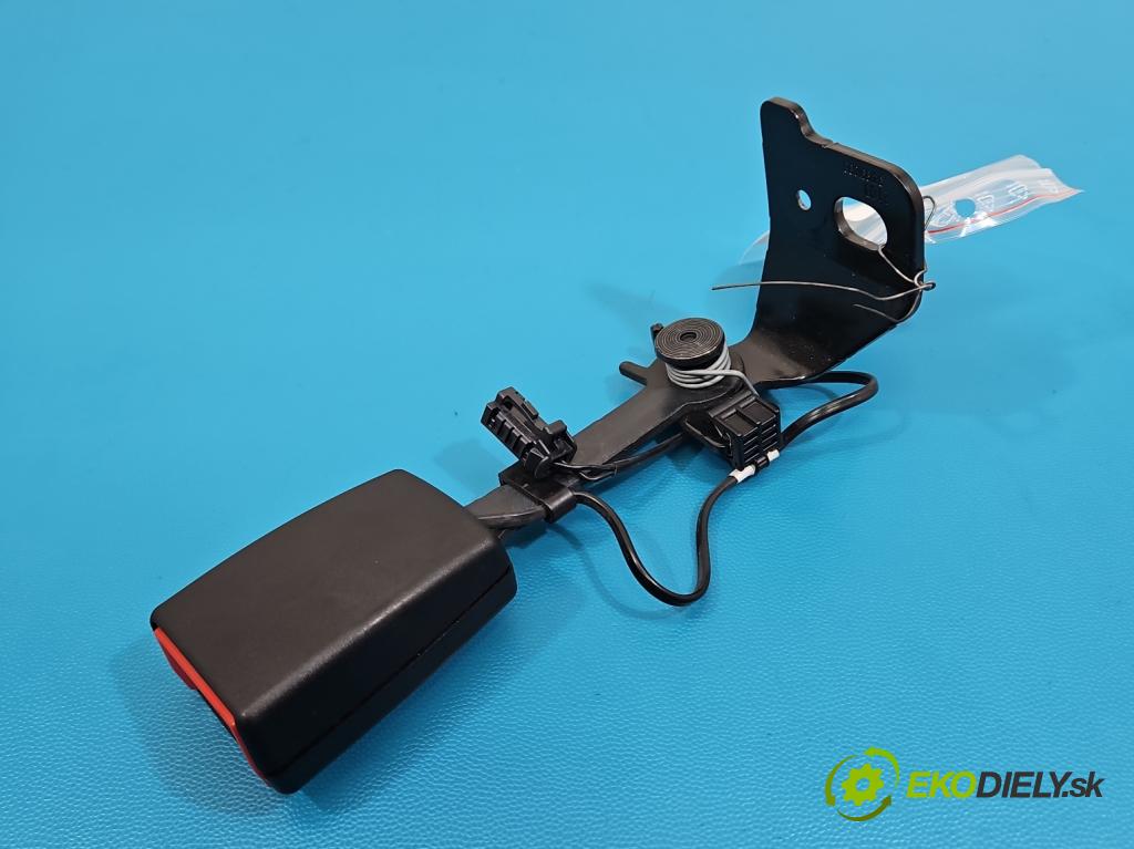 Peugeot 3008 II 2016-2023 1.5 hdi 131 HP automatic 96 kW 1499 cm3 5- pas bezpečnosť: zadné ľavý 9810493477