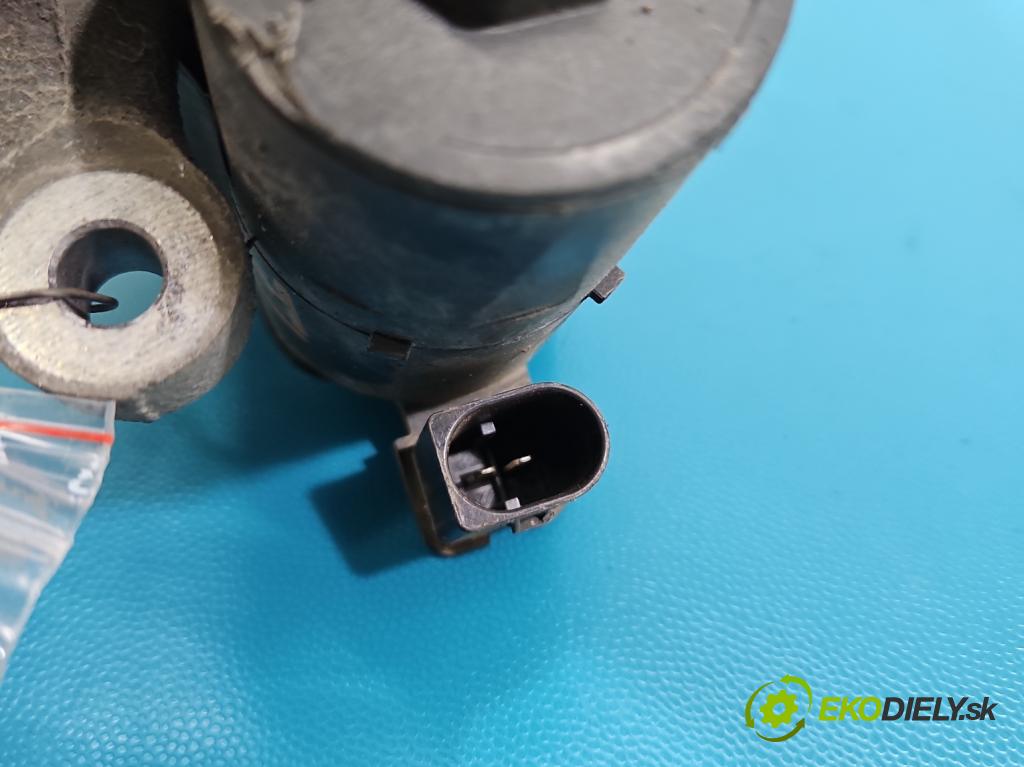 Peugeot 3008 II 2016-2023 1.5 hdi 131 HP automatic 96 kW 1499 cm3 5- brzdič zadné ľavý  (Kľučka dverí ostatné)