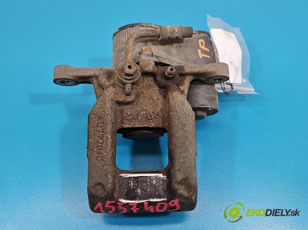 Peugeot 3008 II 2016-2023 1.5 hdi 131 HP automatic 96 kW 1499 cm3 5- brzdič zadné pravý  (Kľučka dverí ostatné)