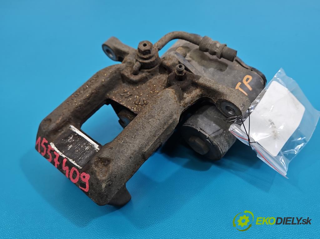 Peugeot 3008 II 2016-2023 1.5 hdi 131 HP automatic 96 kW 1499 cm3 5- brzdič zadné pravý  (Kľučka dverí ostatné)