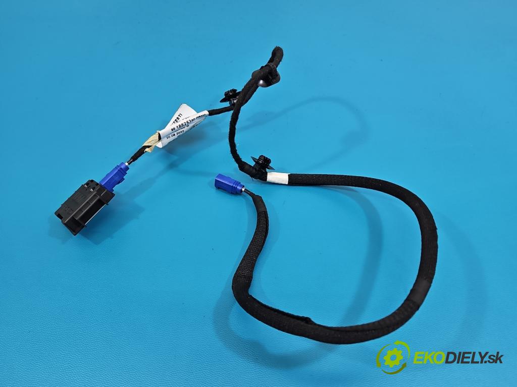 Peugeot 3008 II 2016-2023 1.5 hdi 131 HP automatic 96 kW 1499 cm3 5- Antena 9818825380