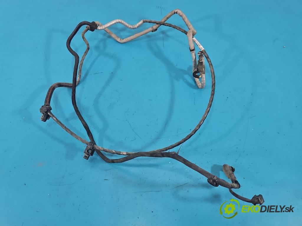 Peugeot 3008 II 2016-2023 1.5 hdi 131 hp automatic 96 kW 1499 cm3 5- trubka palivový 9826302380