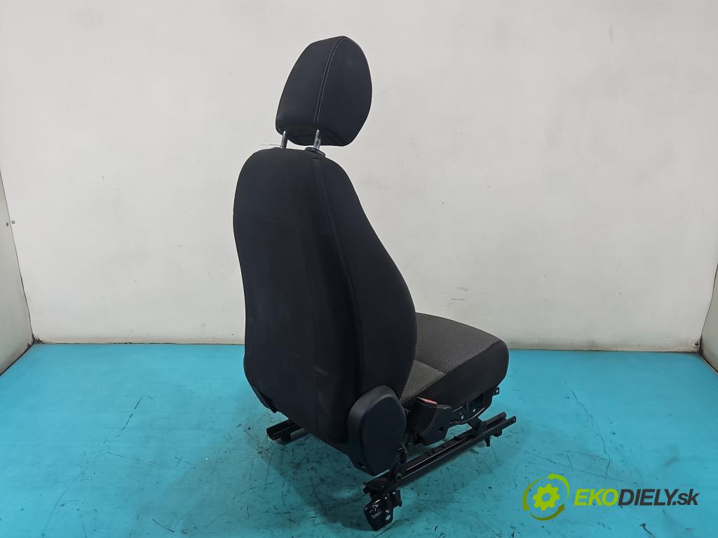 Fiat Tipo II 2015- 1.4 16V 95 hp manual 70 kW 1368 cm3 4- Sedadlo levý  (Sedadlo)