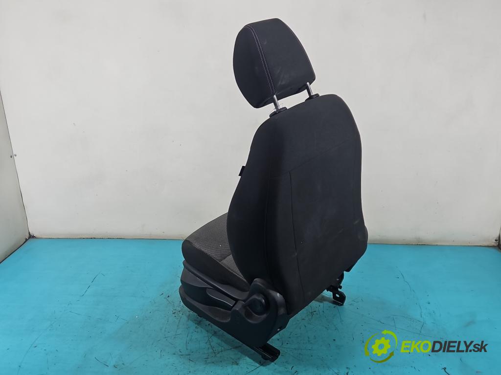 Fiat Tipo II 2015- 1.4 16V 95 hp manual 70 kW 1368 cm3 4- Sedadlo levý  (Sedadlo)