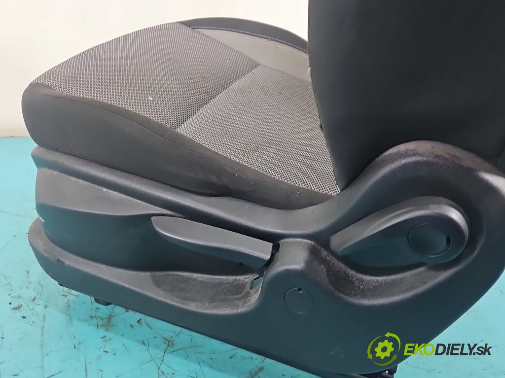 Fiat Tipo II 2015- 1.4 16V 95 hp manual 70 kW 1368 cm3 4- Sedadlo levý  (Sedadlo)