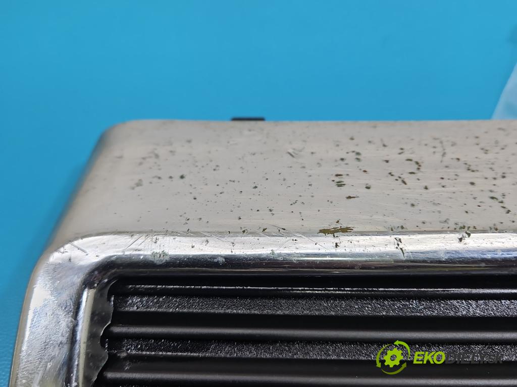 Peugeot 3008 II 2016-2023 1.5 hdi 131 HP automatic 96 kW 1499 cm3 5- blenda mriežka: nárazník ľavé 9812041877