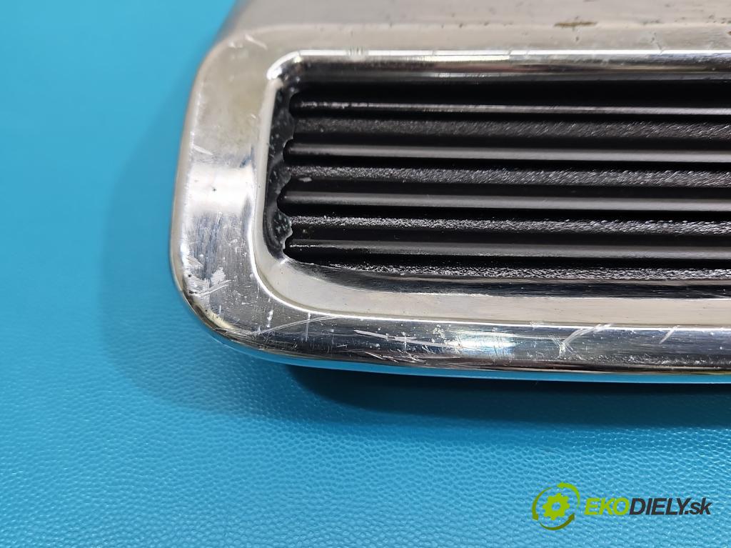 Peugeot 3008 II 2016-2023 1.5 hdi 131 HP automatic 96 kW 1499 cm3 5- blenda mriežka: nárazník ľavé 9812041877