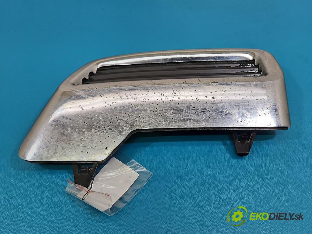 Peugeot 3008 II 2016-2023 1.5 hdi 131 HP automatic 96 kW 1499 cm3 5- blenda mriežka: nárazník ľavé 9812041877