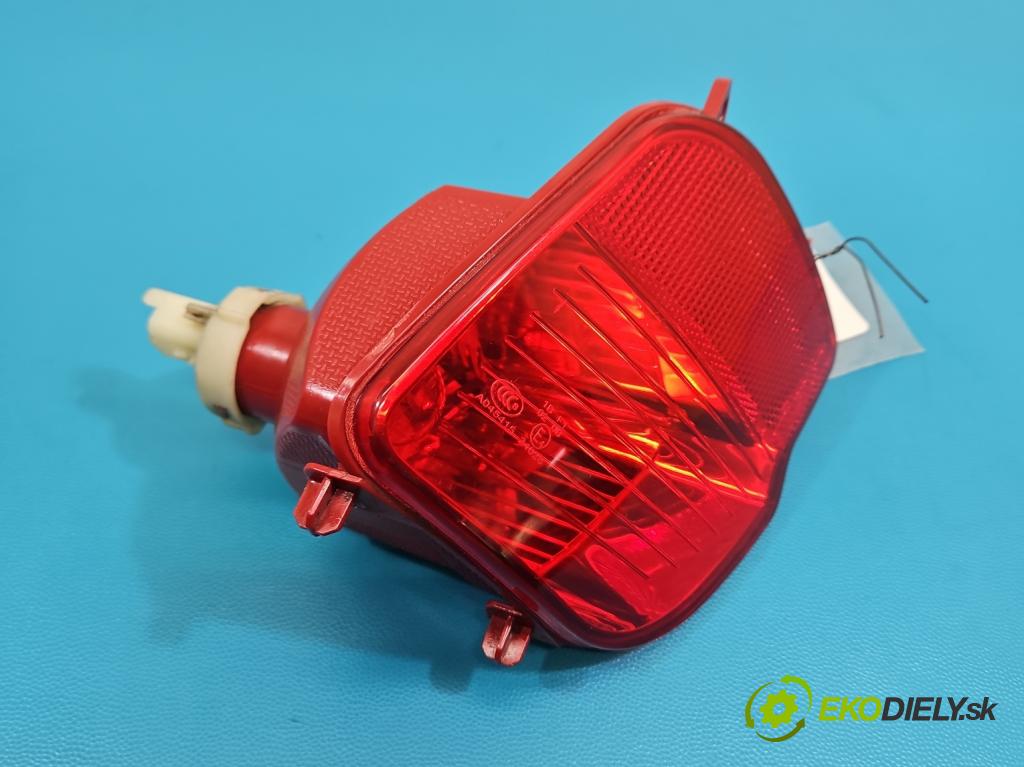 Peugeot 3008 II 2016-2023 1.5 hdi 131 HP automatic 96 kW 1499 cm3 5- svetlo / reflektor zadné ľavé nárazník 9811718480