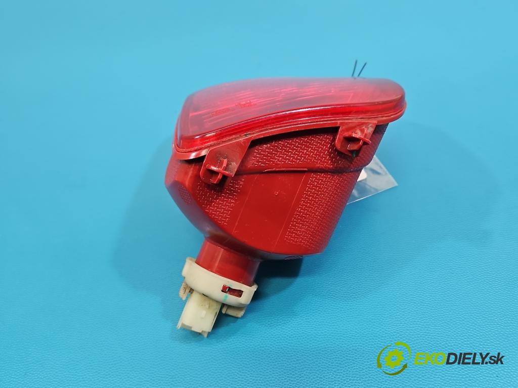 Peugeot 3008 II 2016-2023 1.5 hdi 131 HP automatic 96 kW 1499 cm3 5- svetlo / reflektor zadné ľavé nárazník 9811718480