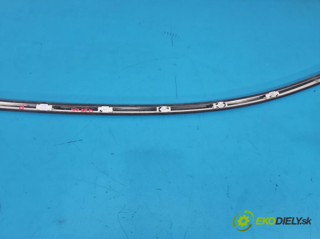 Peugeot 3008 II 2016-2023 1.5 hdi 131 hp automatic 96 kW 1499 cm3 5- lišta střecha: pravé