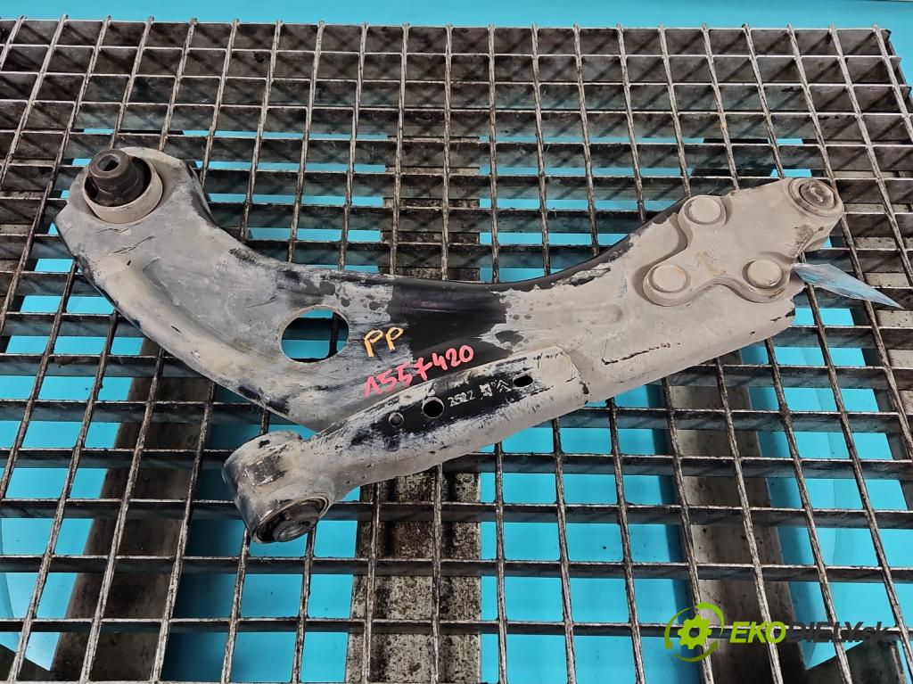 Peugeot 3008 II 2016-2023 1.5 hdi 131 hp automatic 96 kW 1499 cm3 5- přední pravý  (Klika dveří ostatní)