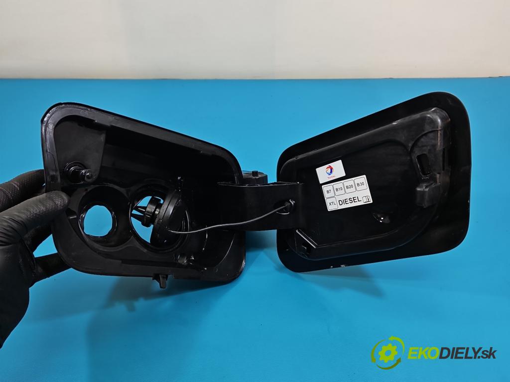 Peugeot 3008 II 2016-2023 1.5 hdi 131 hp automatic 96 kW 1499 cm3 5- Klapka nalévání paliva  (Klika dveří ostatní)