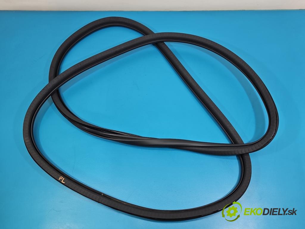 Peugeot 3008 II 2016-2023 1.5 hdi 131 hp automatic 96 kW 1499 cm3 5- Těsnění: dveře přední levé 9811537480