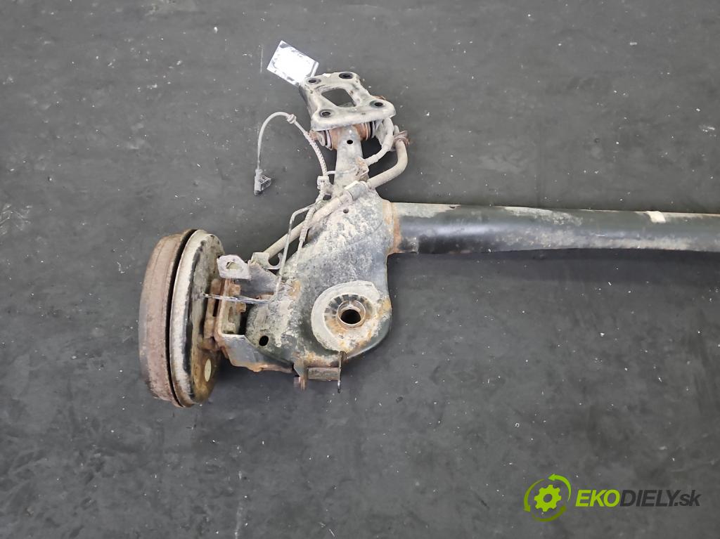 Fiat Tipo II 2015- 1.4 16V 95 HP manual 70 kW 1368 cm3 4- zadna výstuha  (Výstuha zadná)