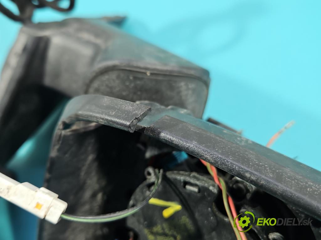 Skoda Octavia III 2013- 2.0 TSI 190 HP automatic 140 kW 1984 cm3 5- zrkadlo ľavé  (Kľučka dverí ostatné)