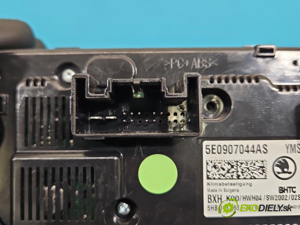Skoda Octavia III 2013- 2.0 TSI 190 HP automatic 140 kW 1984 cm3 5- panel kúrenia 5E0907044AS