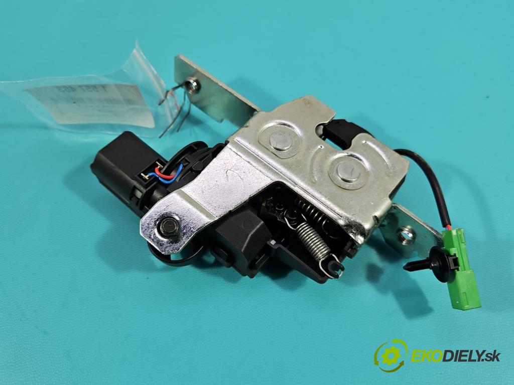 Volvo S90 II 2016- 2.0 T 320KM automatic 235 kW 1969 cm3 4- zámok zadné ľavý 31436463