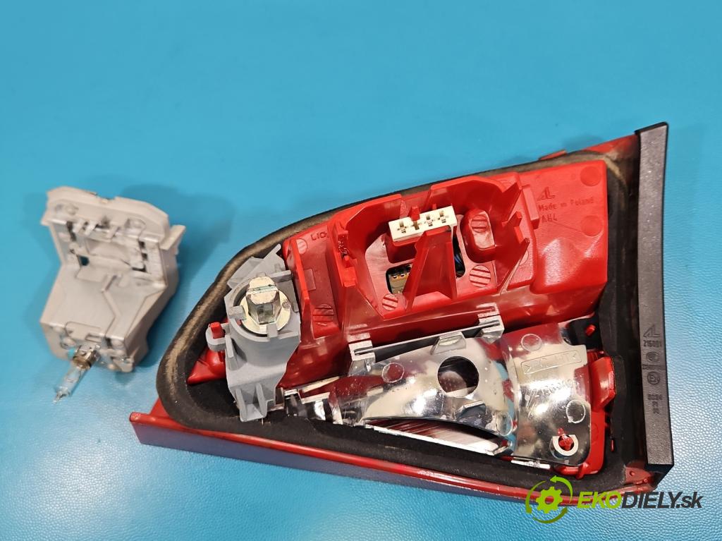 Audi A4 B8 2007-2015 2.0 tdi 143 HP manual 105 kW 1968 cm3 5- svetlo / reflektor zadné ľavé 8K9945093B (Kľučka dverí ostatné)