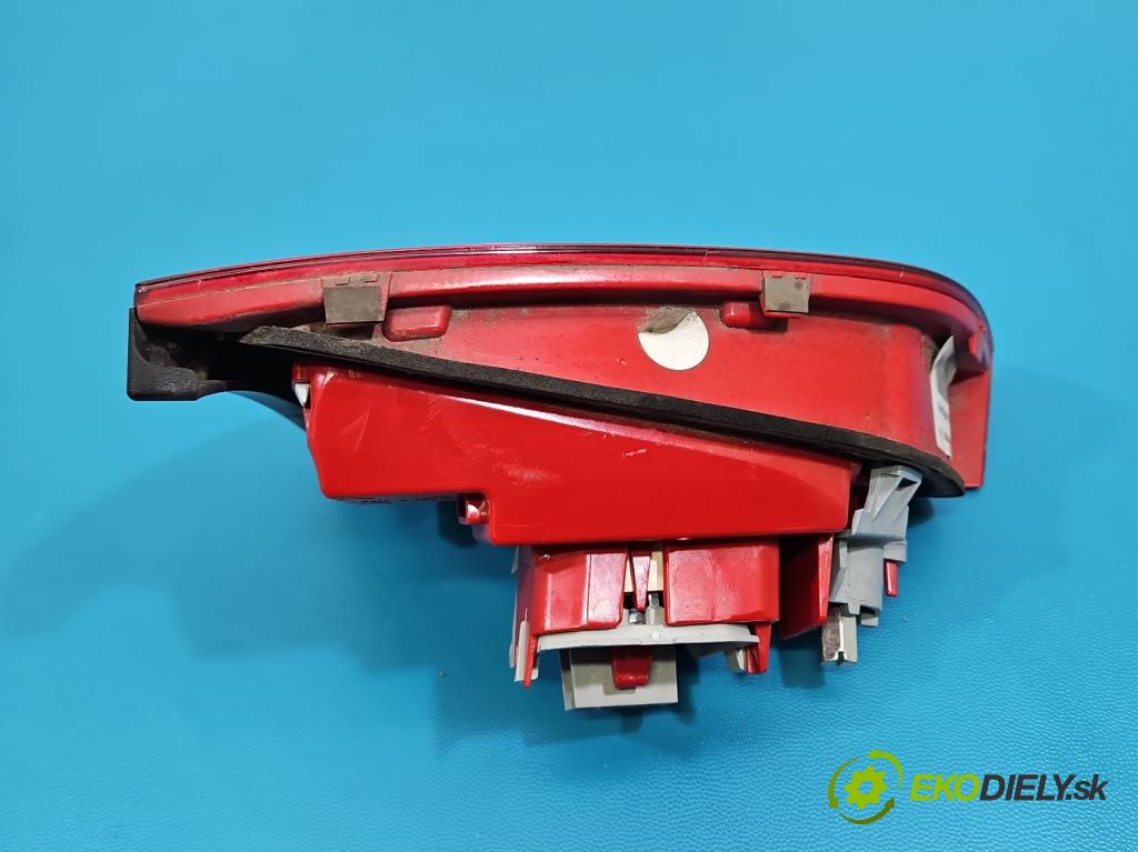 Audi A4 B8 2007-2015 2.0 tdi 143 HP manual 105 kW 1968 cm3 5- svetlo / reflektor zadné pravé 8K9945094B (Kľučka dverí ostatné)