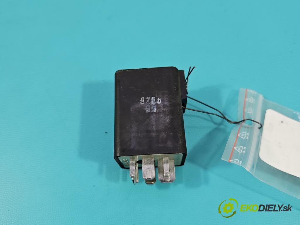 Renault Master II 1998-2010 2.8 td 114 HP manual 84 kW 2799 cm3 5- Relé: svíčky: zařicích: 7700300624 (Relé)