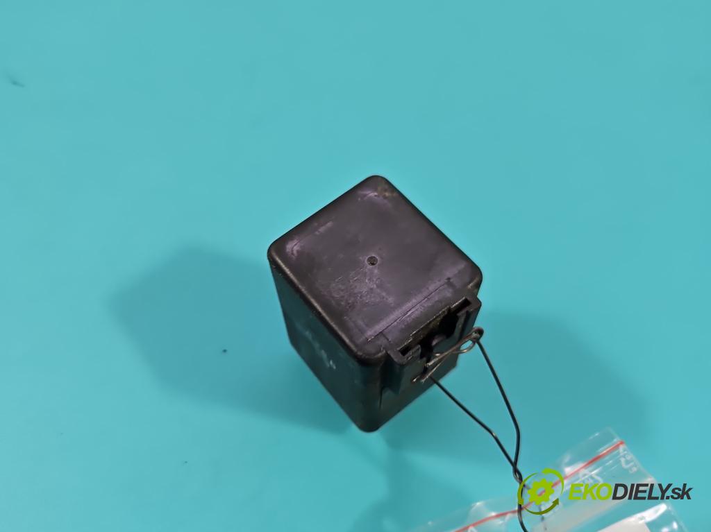 Renault Master II 1998-2010 2.8 td 114 HP manual 84 kW 2799 cm3 5- Relé: svíčky: zařicích: 7700300624 (Relé)