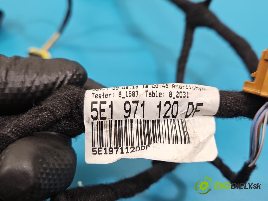 Skoda Octavia III 2013- 2.0 TSI 190 HP automatic 140 kW 1984 cm3 5- Zväzok: dvere predné vľavo: 5E1971120DF