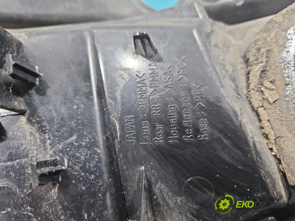 Mitsubishi Grandis 2.0 DID 136 HP manual 100 kW 1968 cm3 5- svetlo / reflektor zadné pravé  (Kľučka dverí ostatné)