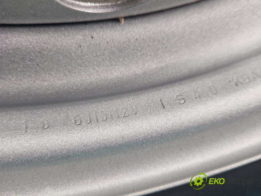 Dacia Sandero II 2012-2020 1.0 12V 73 hp manual 54 kW 999 cm3 5- kolo náhradní 15"