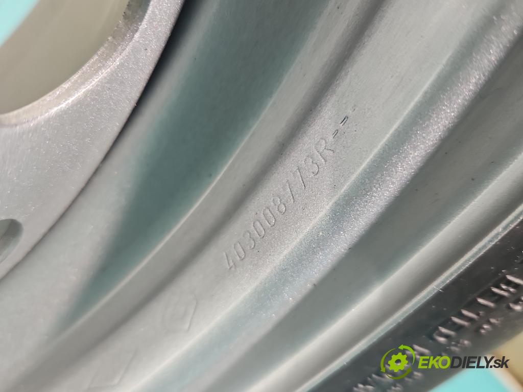 Dacia Sandero II 2012-2020 1.0 12V 73 hp manual 54 kW 999 cm3 5- kolo náhradní 15"