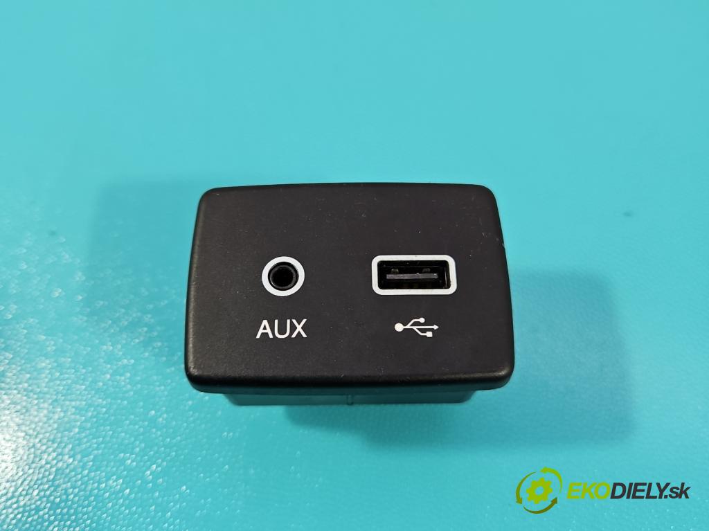 Fiat Tipo II 2015- 1.4 16V 95 HP manual 70 kW 1368 cm3 4- zásuvka USB