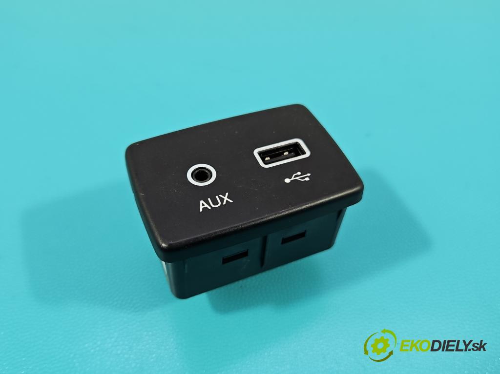 Fiat Tipo II 2015- 1.4 16V 95 HP manual 70 kW 1368 cm3 4- zásuvka USB 