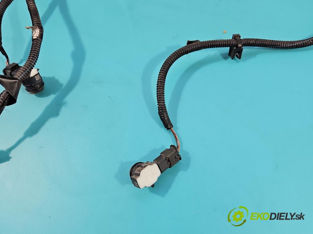 Fiat Tipo II 2015- 1.4 16V 95 hp manual 70 kW 1368 cm3 4- snímač parkování 0263013403