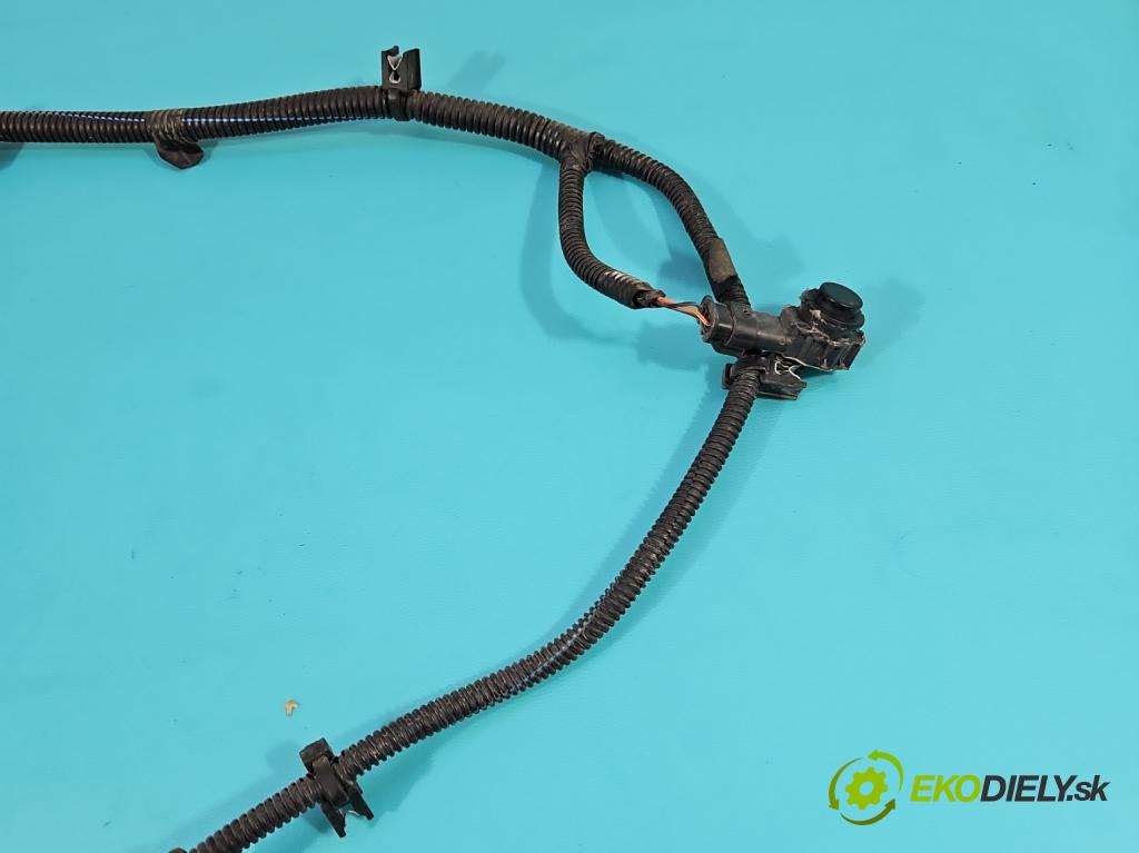 Fiat Tipo II 2015- 1.4 16V 95 hp manual 70 kW 1368 cm3 4- snímač parkování 0263013403