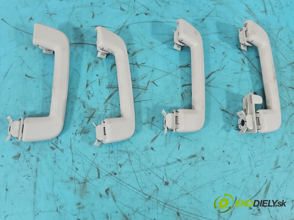 Volvo S90 II 2016- špinavý: do čistenie: